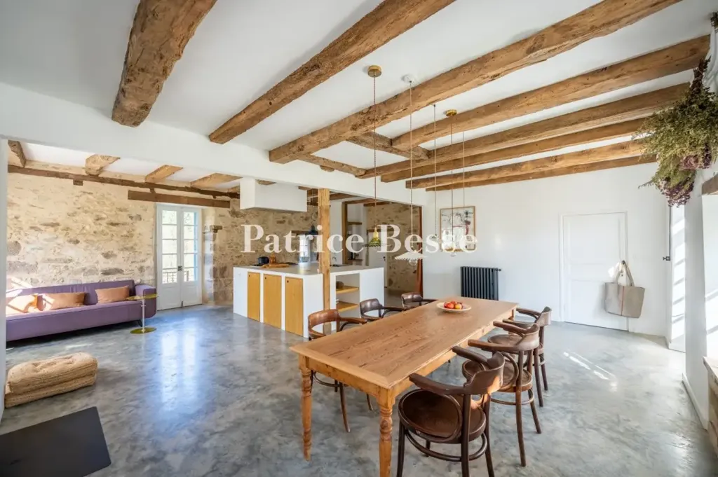 Salle à manger - Manoir du 17e s. avec Dépendances en Corrèze