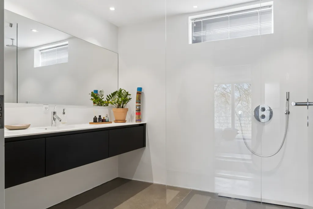 Salles de bain - Architect-Designed Villa in Vejle