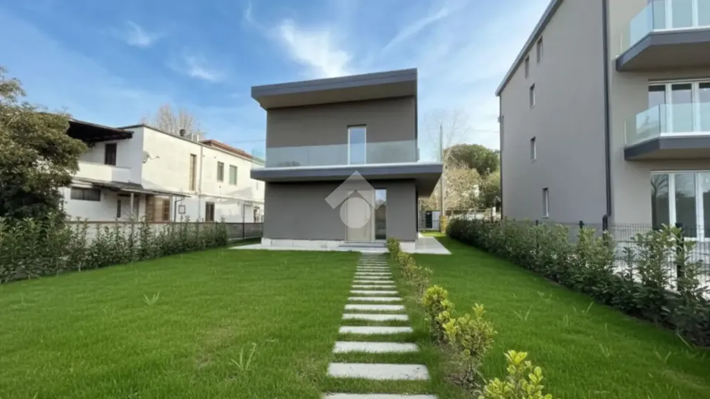 Jardin - Newly Built Villa with Garden in Chieti