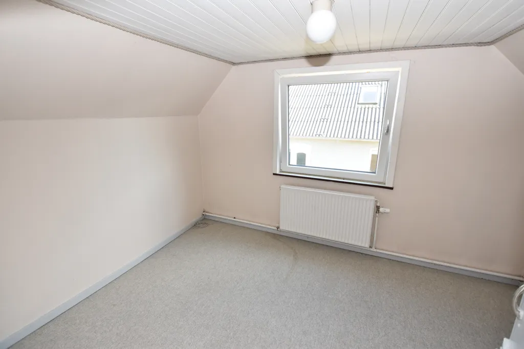 Pièces - Four-Bedroom Terraced House in Snedsted