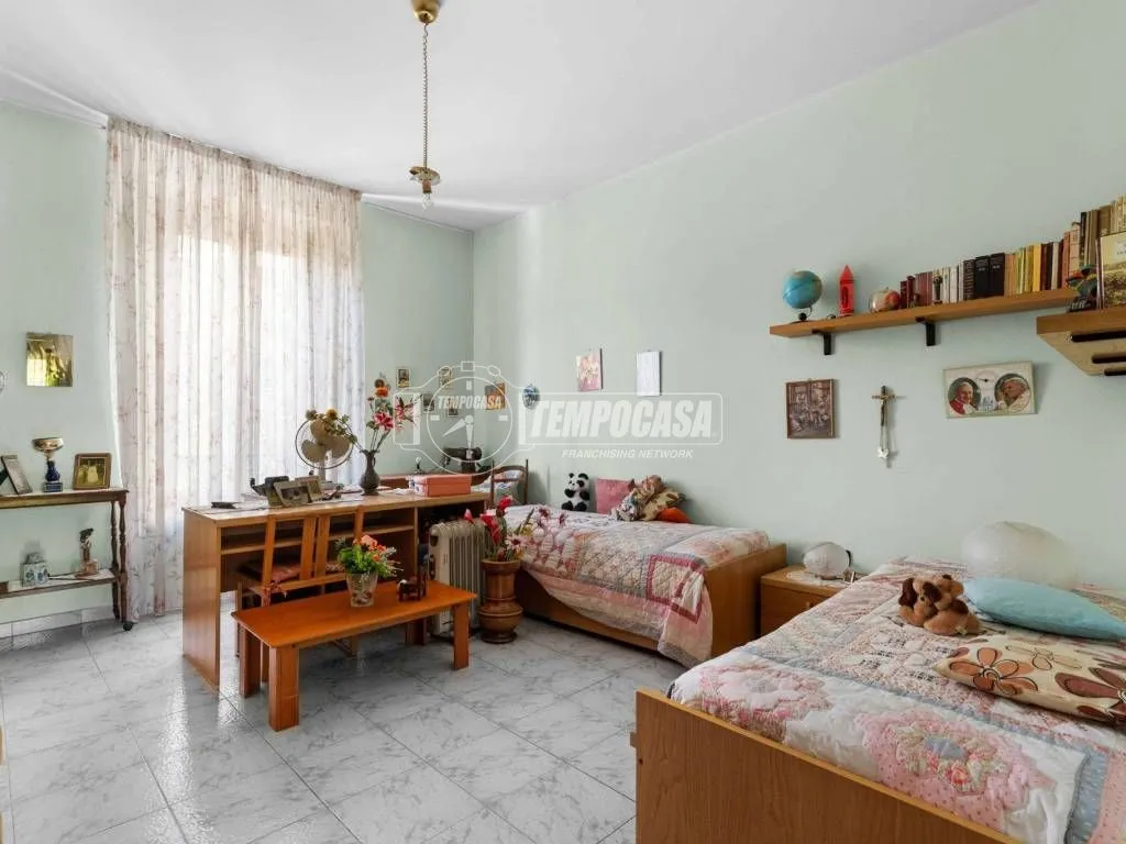 Chambres - Trilocale with Central Location in Milan