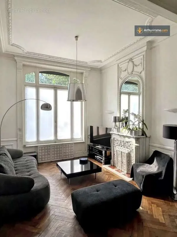 Soggiorno - Authentic Bourgeois House with Garden in Roubaix