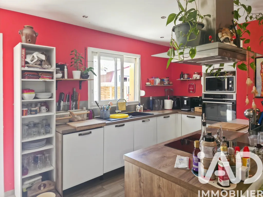 Cuisine - Maison avec Piscine et Gîtes à Sérignan