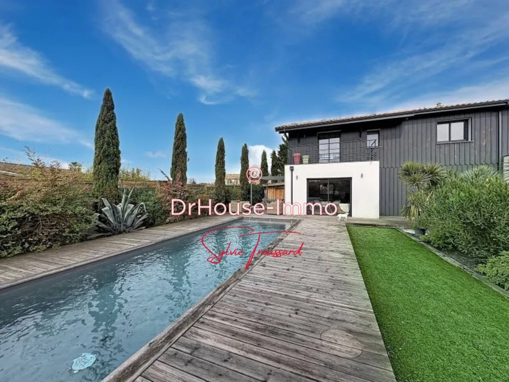 Bassein - Prestigious House with Pool in La Teste-de-Buch
