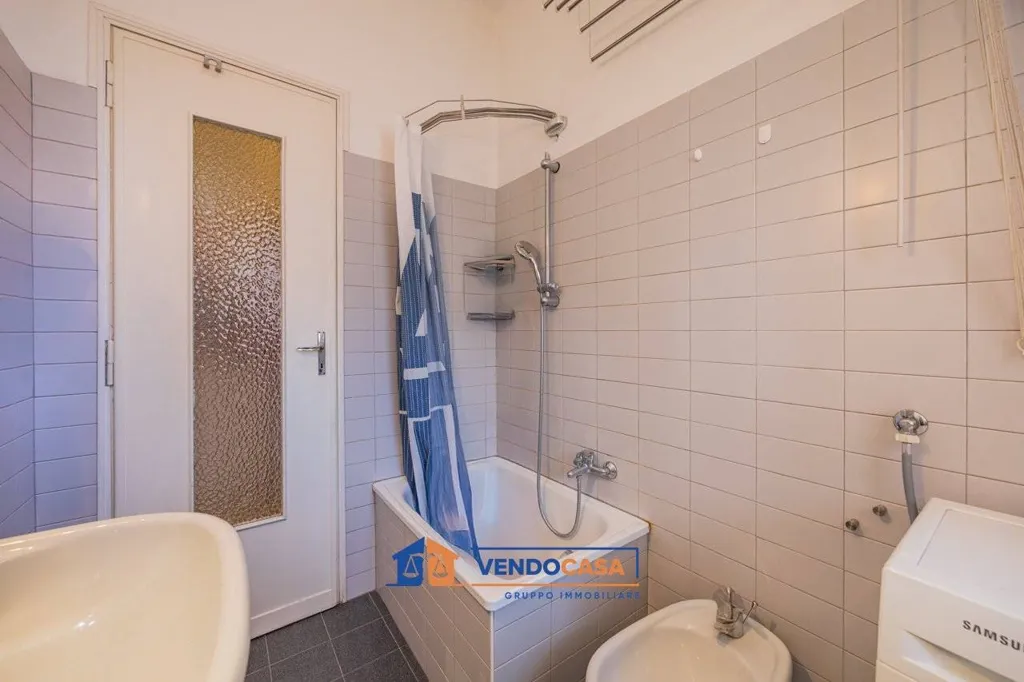 Salles de bain - Bright Apartment with Balcony in Turin