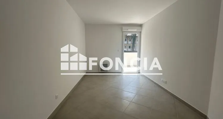 Appartement 2 Pièces avec Parking à Istres