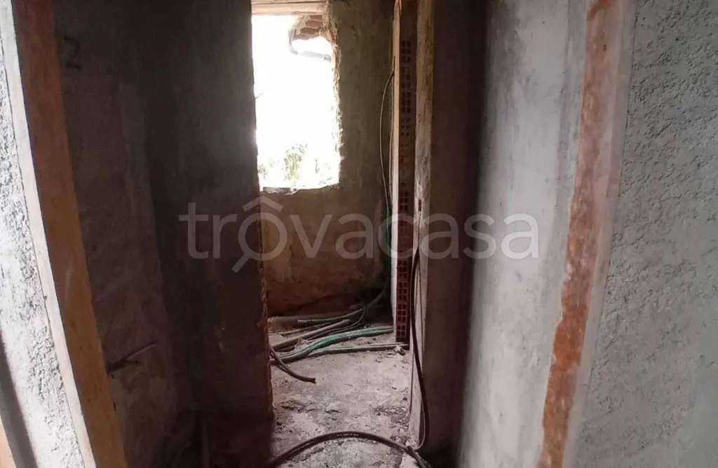 Entrée - Auction Apartment with Terrace in Dolcedo