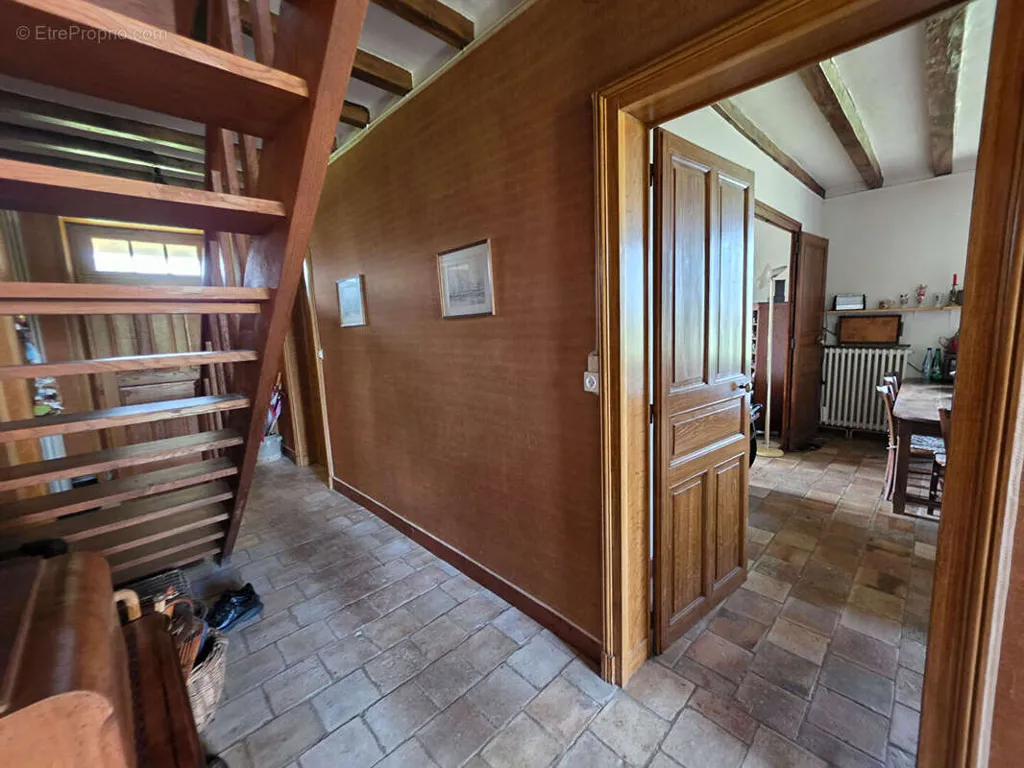 Entrée - Maison de Caractère avec Parc à Bossay-sur-Claise