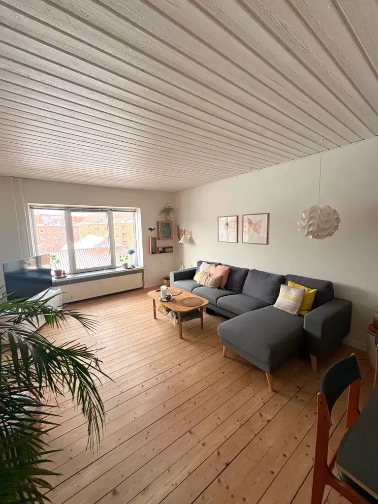 Living Room - 3-Bed Apartment with Balcony in Øgade, Aalborg