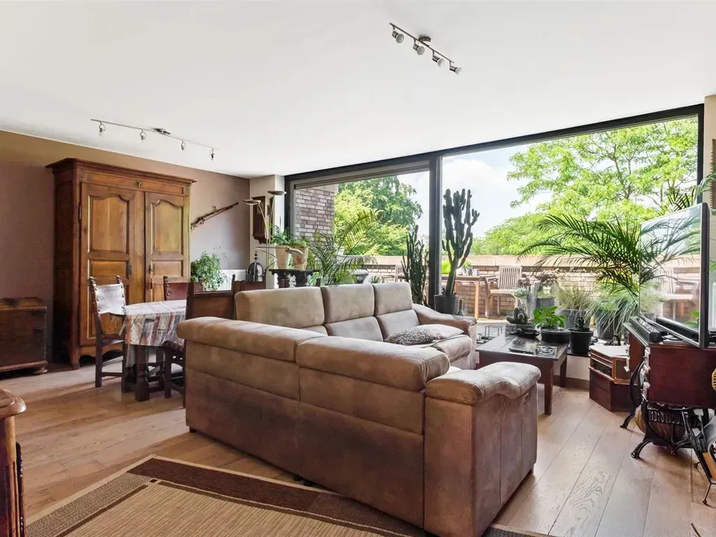 Elutuba - Duplex Apartment with Terrace in Brasschaat