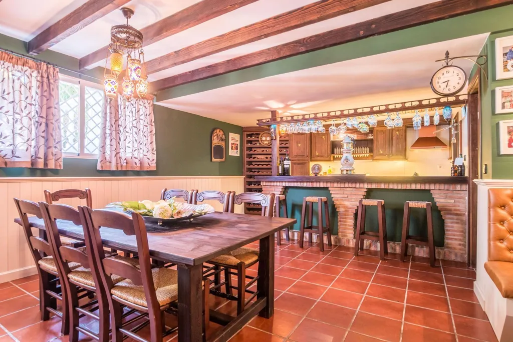Salle à manger - Chalet with Cinema Space in Ogíjares, Granada
