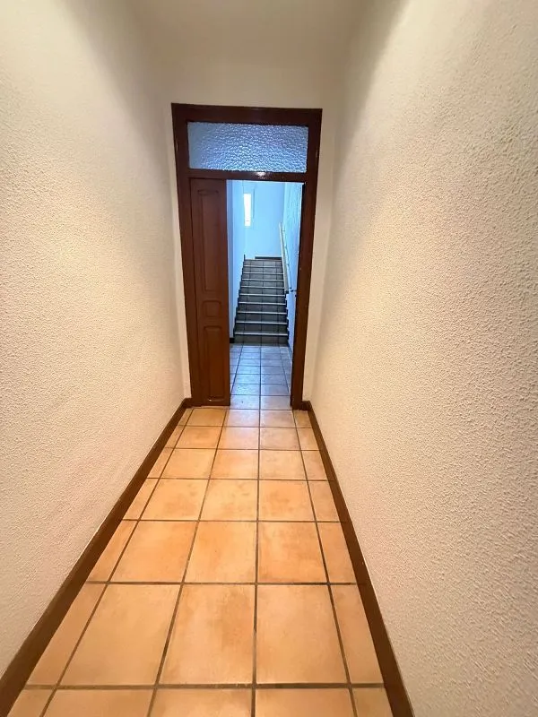 Esik - Terraced House with Terrace in Milagro
