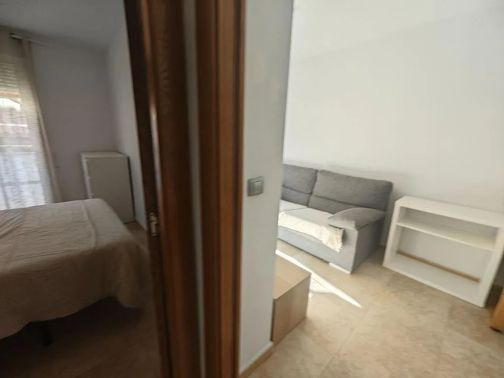 Bedrooms - Apartment with Balcony in El Ranero