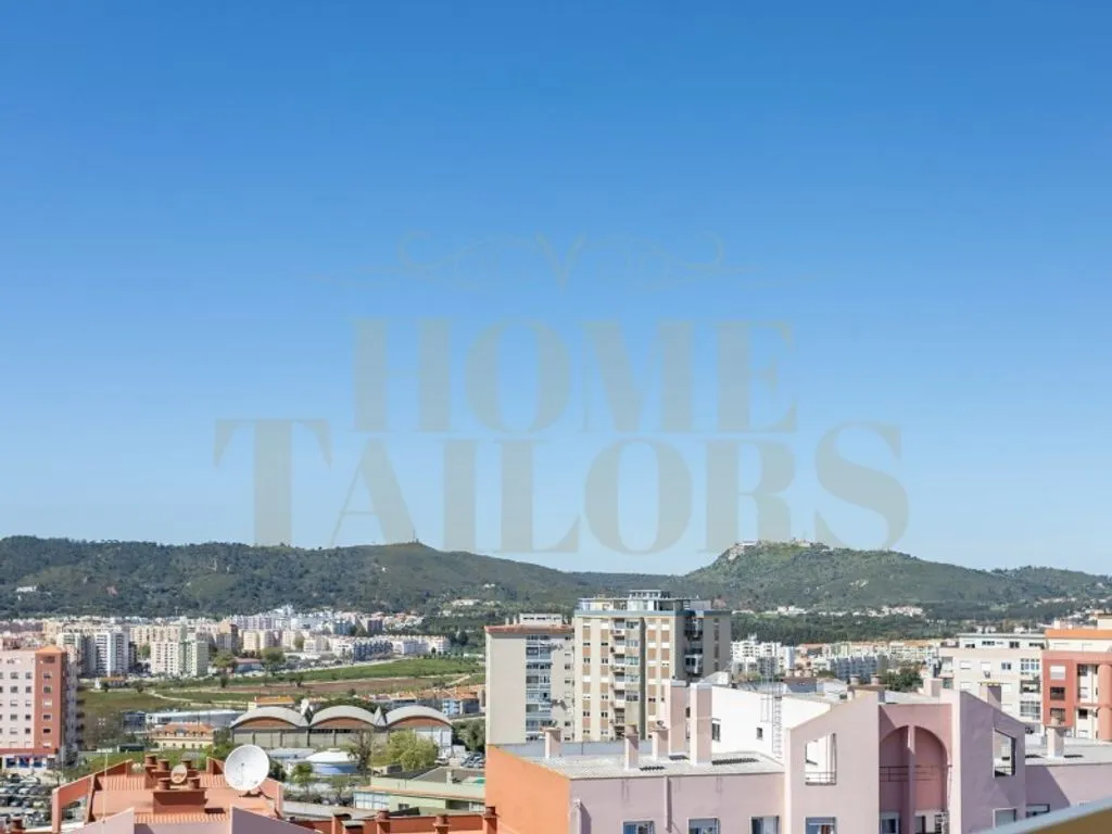 Luxury Flat with Panoramic View in Setúbal