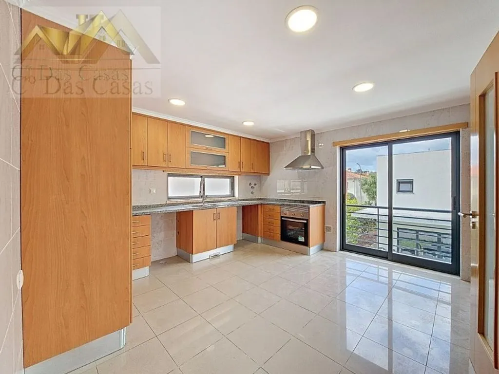 Kitchen - Modern House in Final Renovation in Almada