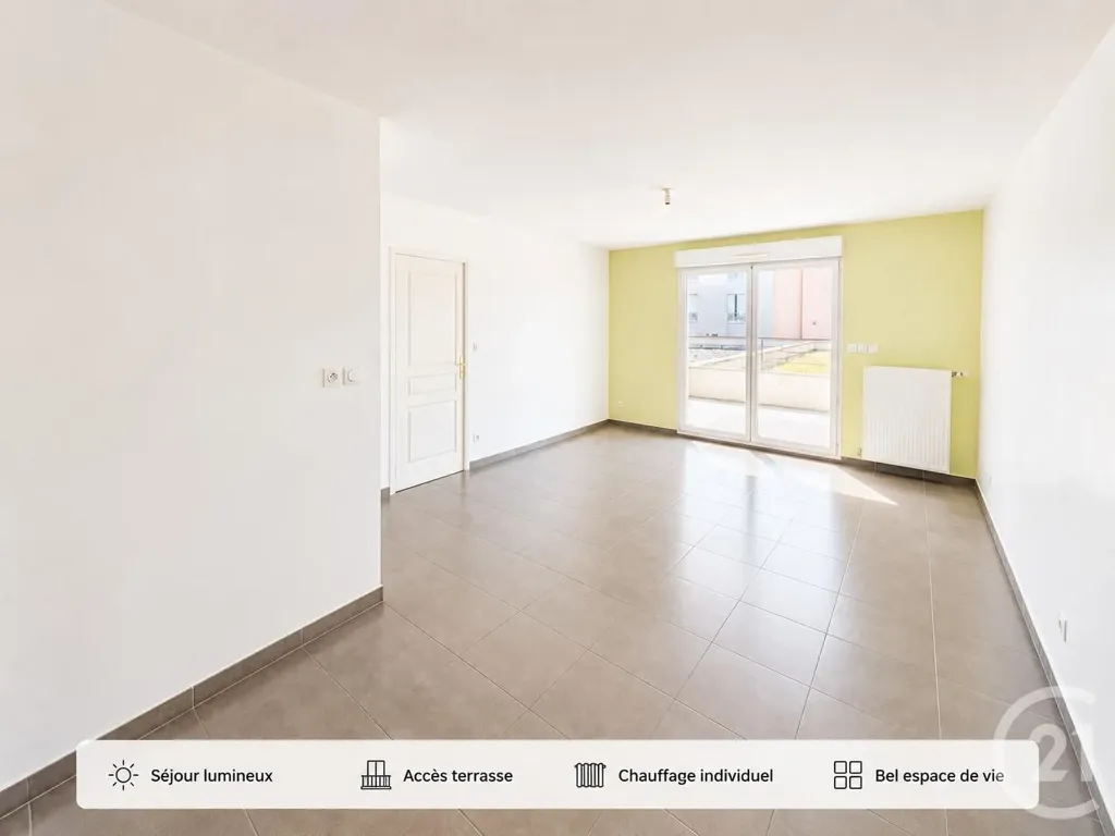 Living Room - T2 with Terrace in Oullins Centre