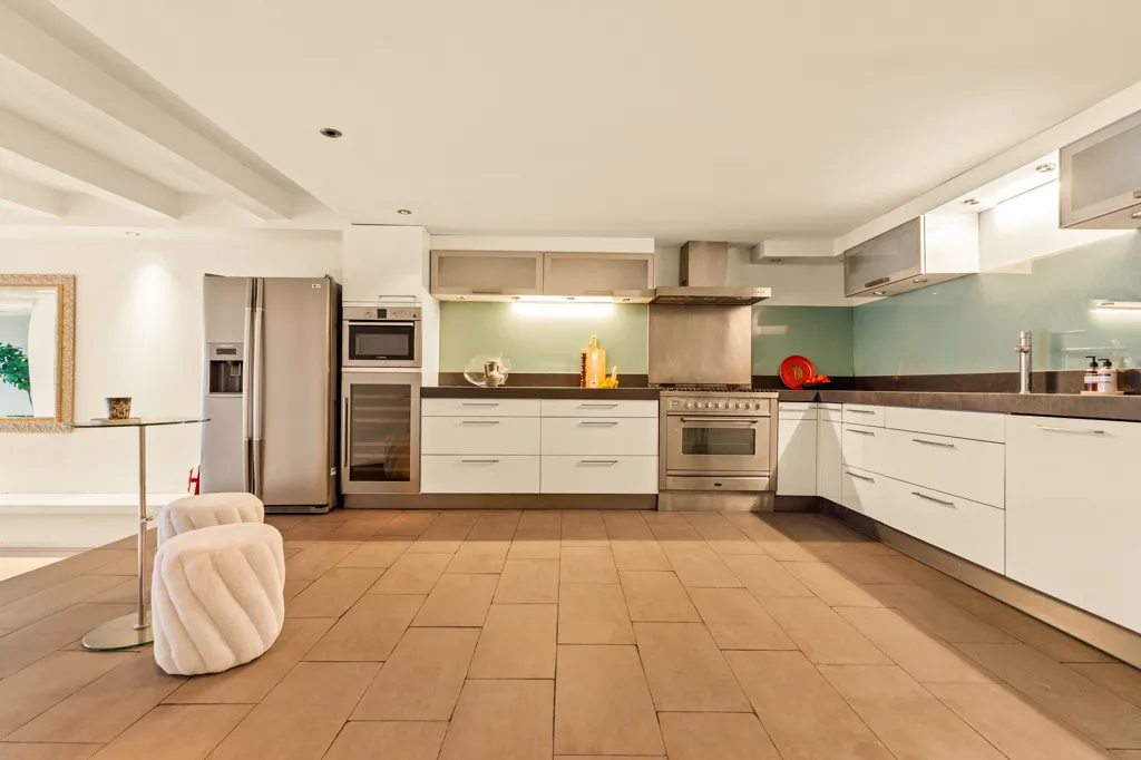 Kitchen - Galerijflat with Garden at Lijnbaansgracht