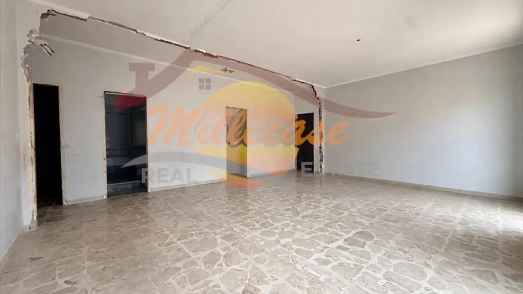 Pièces - Apartment with Balcony in Siracusa