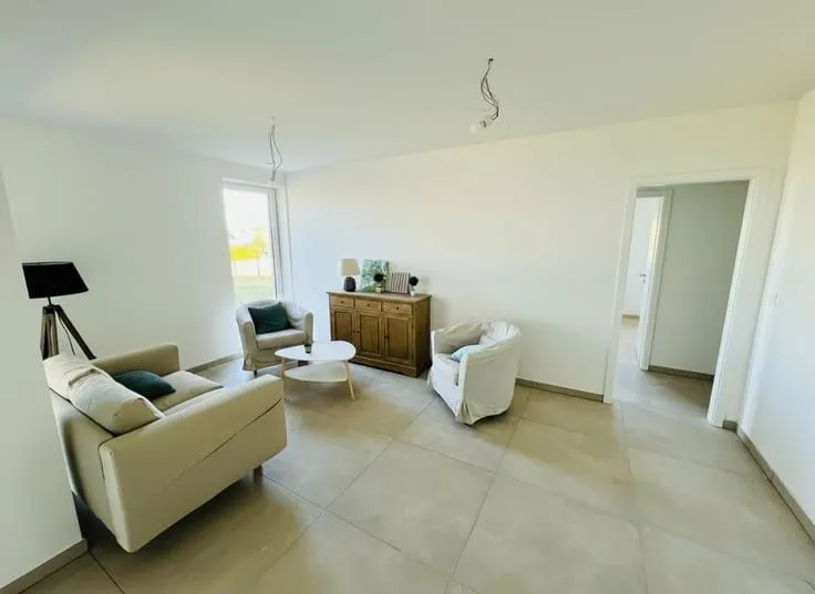 Séjour - Appartement Neuf en RDC avec Terrasse à Bastogne