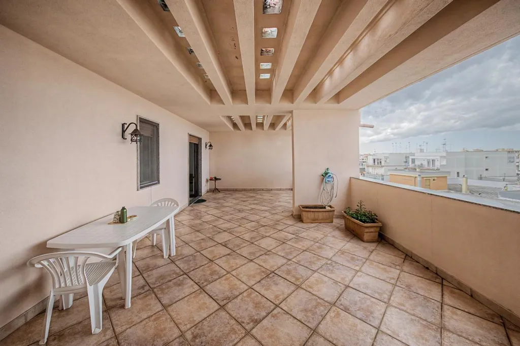 Terrasse - Spacious Attico with Panoramic View in Brindisi