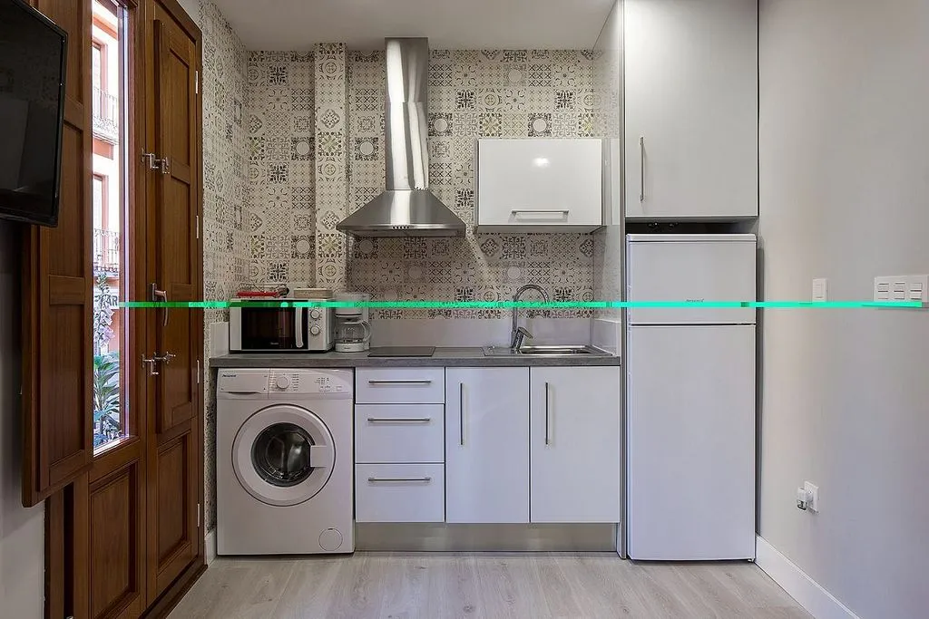 Köök - Furnished Studio with Balcony in Granada
