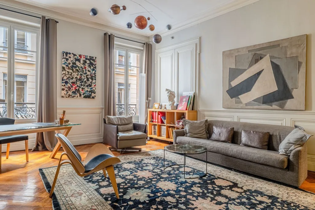 Elutuba - Luxury Apartment with Original Ornaments in Lyon