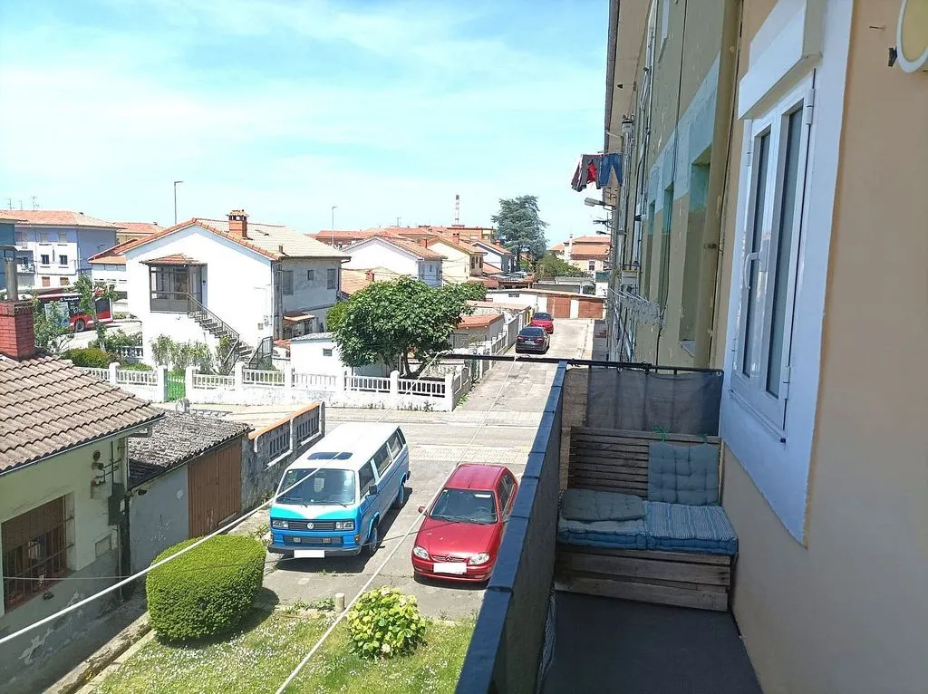 Rõdu - 2-Bedroom Flat with Balcony in Barreda