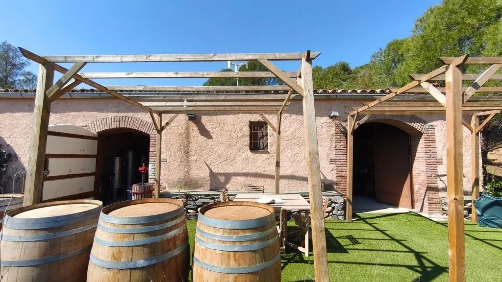 Aed - Boutique Vineyard with Winery in Priorat