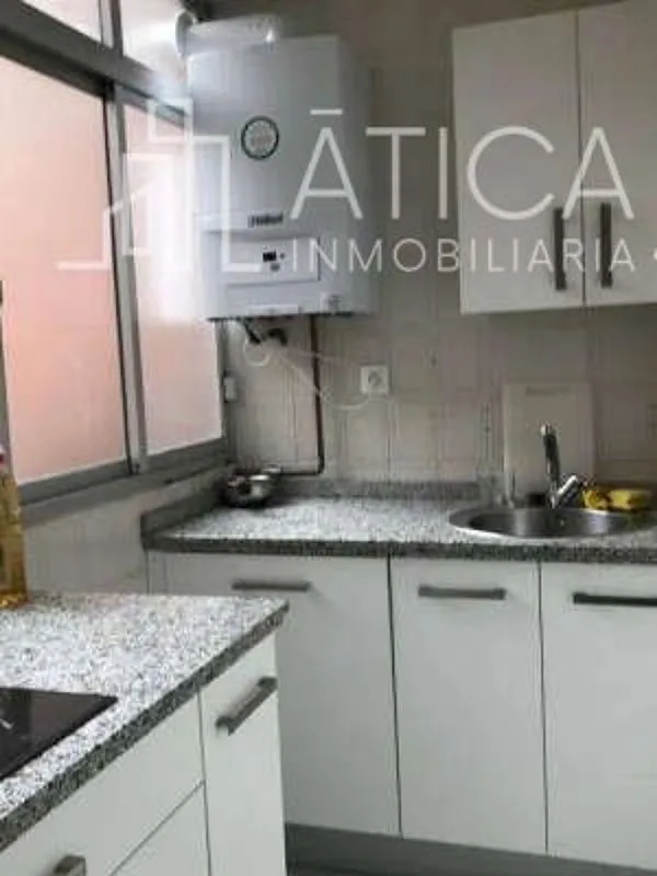 Köök - Furnished Flat with Lift in Salesas - Labradores