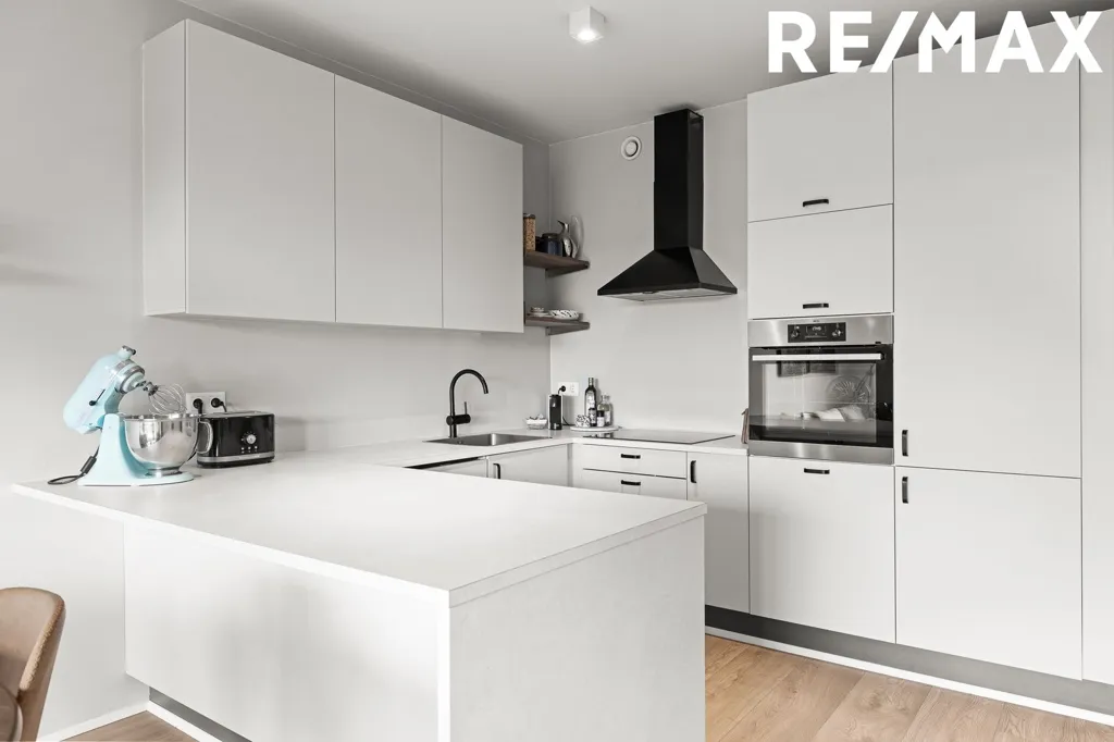 Cuisine - Apartment with Lift in Garðabær