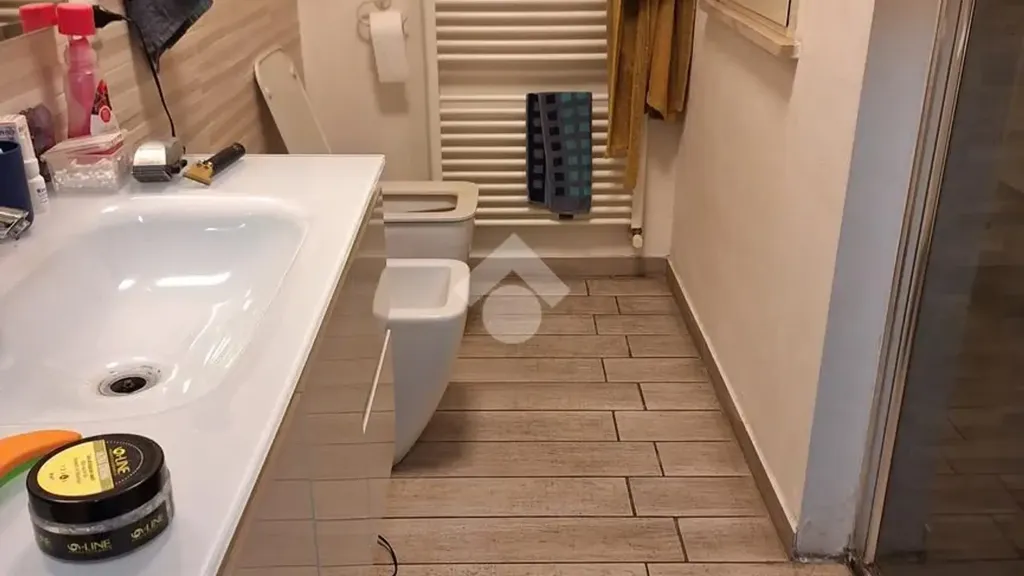 Salles de bain - Modern Apartment with Terrace in Bagnacavallo