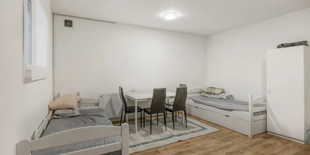 Bedrooms - Mixed-Use Property with Garden in Broechem