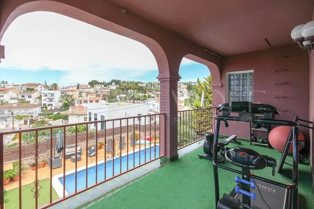 Terrasse - Chalet with Pool and Terrace in El Rectoret, Cunit