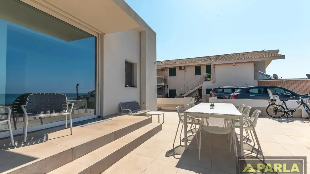 Terrasse - Villa with Beach Access in Marina di Ragusa