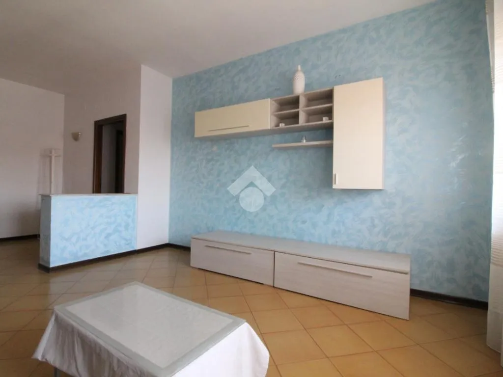 3-room apartment in IT