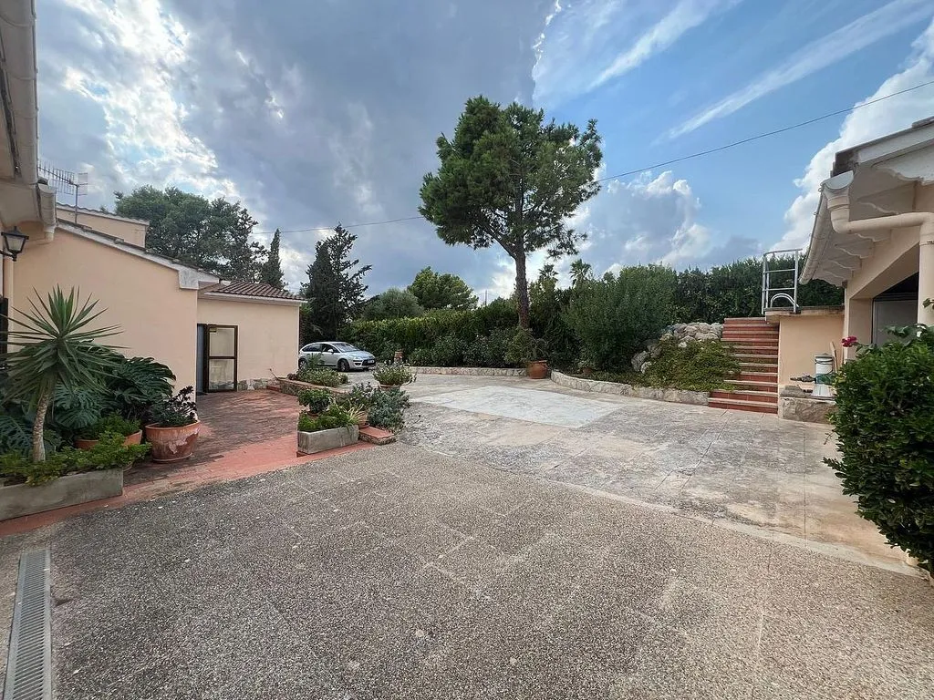 Välivaade - Rustic House with Pool in Reis Catòlics