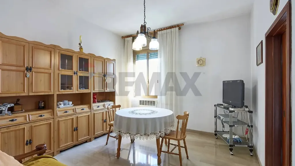 Salle à manger - Ground Floor Flat with Balcony in Granarolo Dell'Emilia