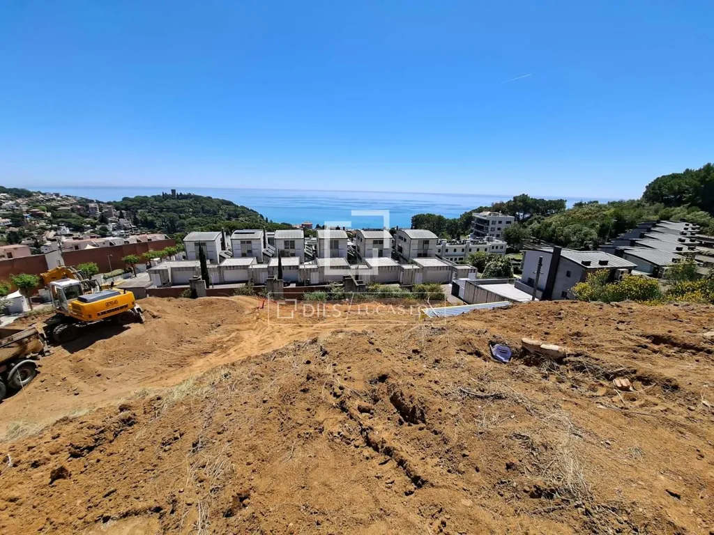 Giardino - Luxury Villa with Sea View in Caldes d'Estrac