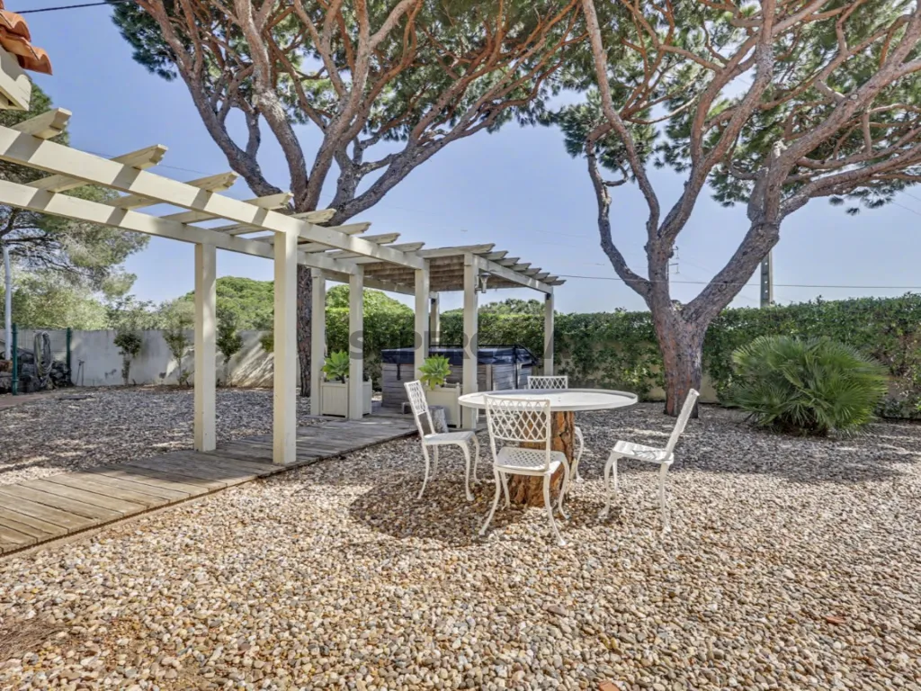 Terrace - Detached Villa with Pool in Fonte Santa, Loulé