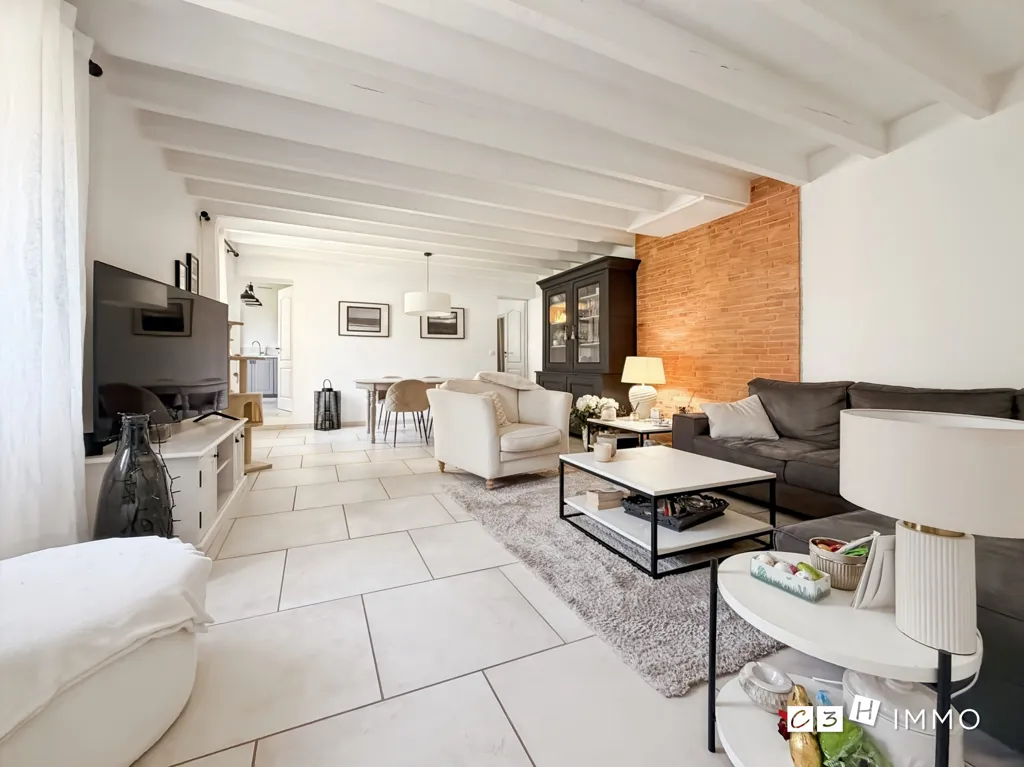 Elutuba - House with Pool and Studio in Lherm