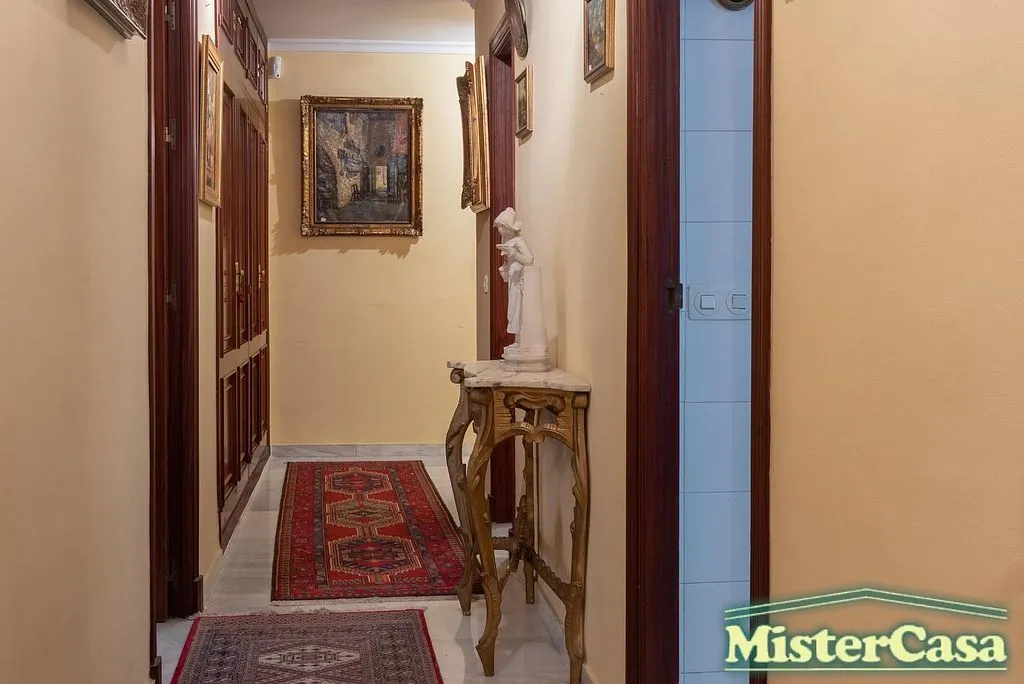 hallway_entrance