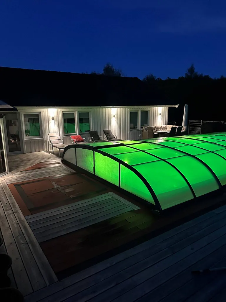 6-toaline maja asukohas Stenungsunds kommun