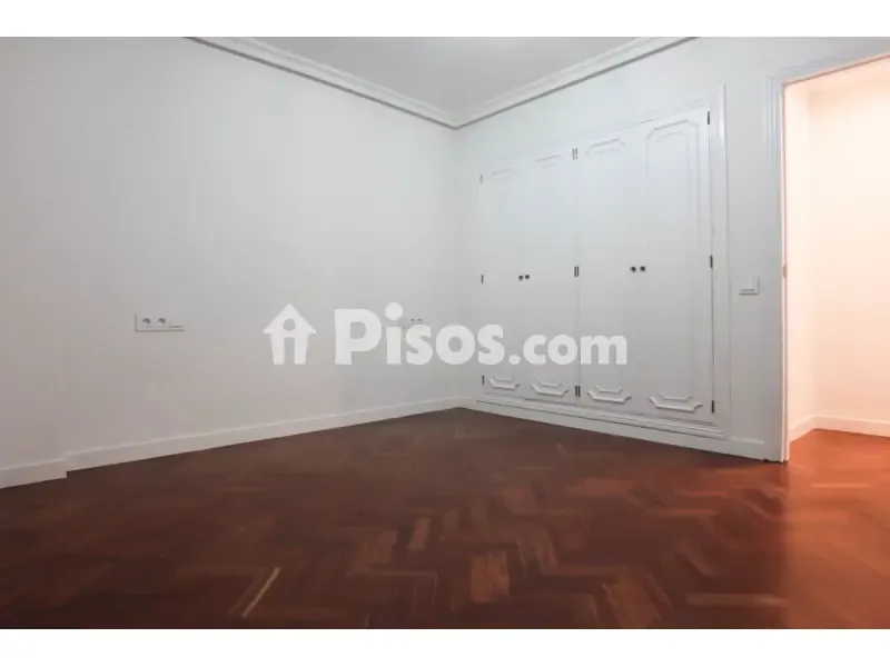 Magamistoad - Spacious Flat with Garage in Oviedo Centre