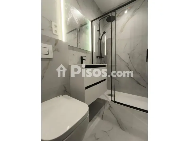Salles de bain - Renovated Flat with Balcony in Barakaldo Centre