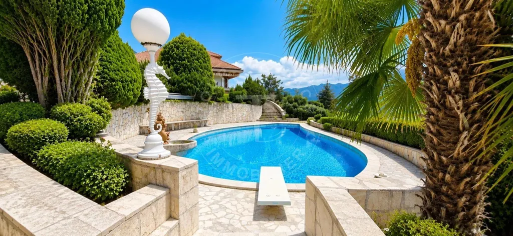 Piscine - Maison avec Piscine et Vue Lac à Veyrier-du-Lac