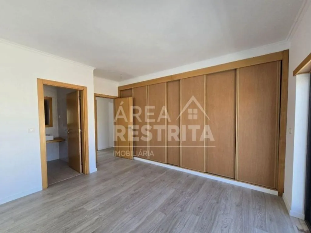 Chambres - Luxury Detached House with Garden in Almada