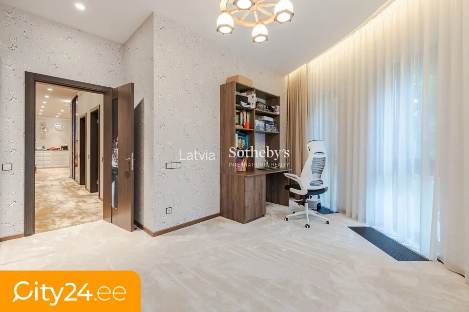 Bureau - Apartment with Sea View in Jūrmala