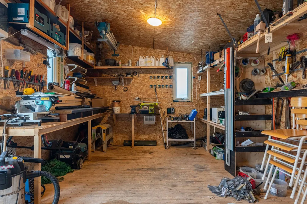 Utility Room - Year-Round Cottage with Boat Access in Binnäset