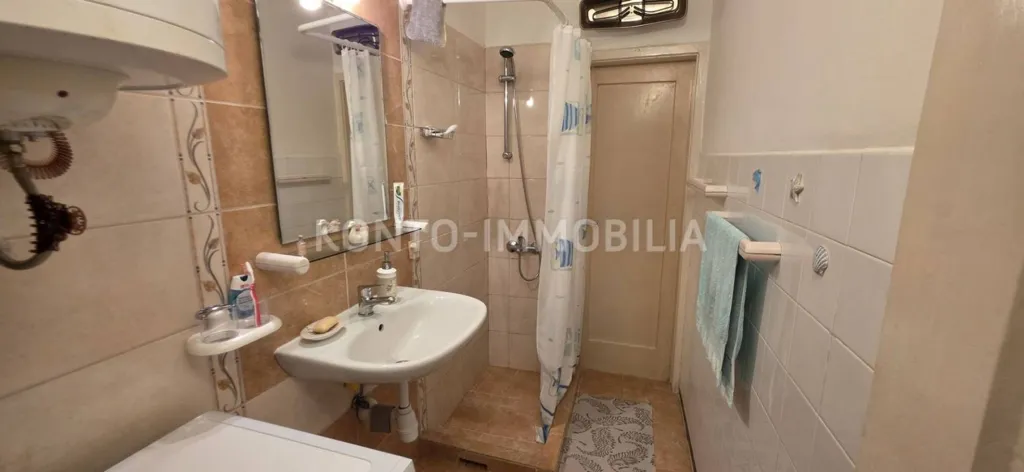 Bathrooms - Renovated Duplex with Sea View in Rab