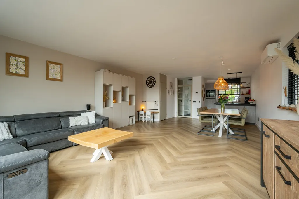 Elutuba - Modernised Corner House with Garden in Leerdam